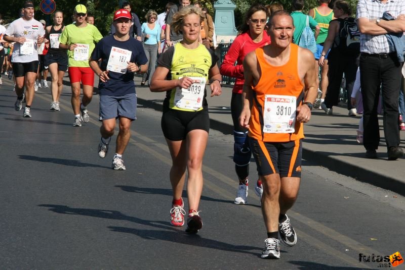 Spar Budapest Maraton futás 2009 Berg Marita Meisenheim, Orefice Raffaele Napoli Spar Budapest Maraton futás 2009, Berg Marita Meisenheim, Orefice Raffaele Napoli