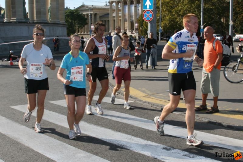 Spar Budapest Maraton futás 2009, Virag Nathalie - Cottens, Lukácsovics Anikó, Gál Attila Óbudai Futókör Visegrád