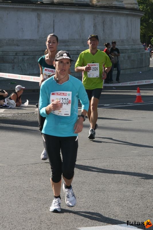 Spar Budapest Maraton futás 2009 Balázsi Zoltánné Spar Budapest Maraton futás 2009, Balázsi Zoltánné