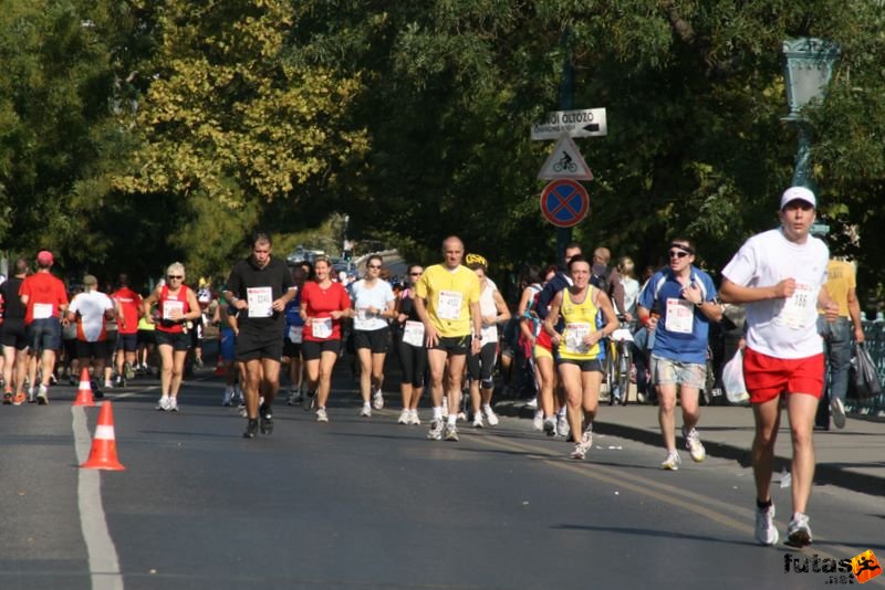 Spar Budapest Maraton futás 2009 Zemplényi Antal Tamás Spar Budapest Maraton futás 2009, Zemplényi Antal Tamás