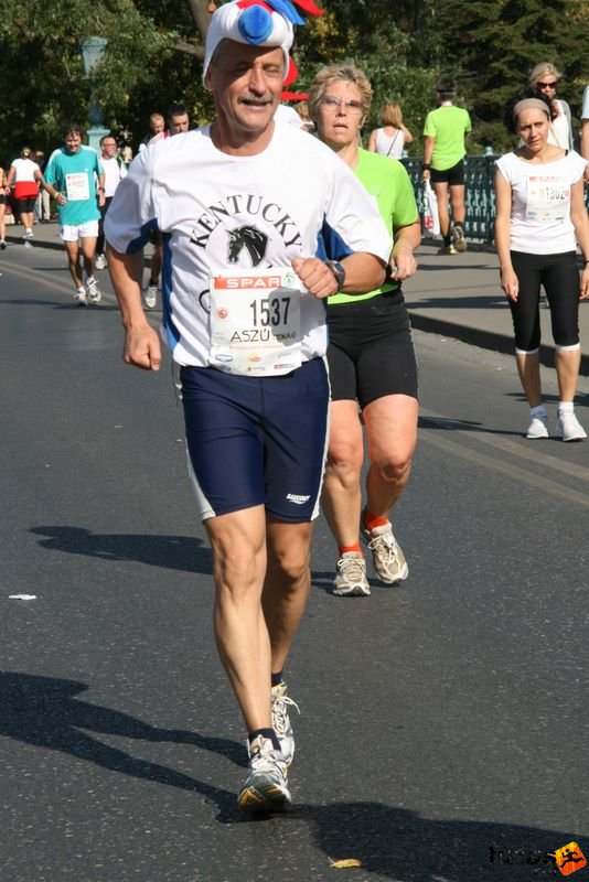 Spar Budapest Maraton futás 2009 Tokaji Károly Spar Budapest Maraton futás 2009, Tokaji Károly