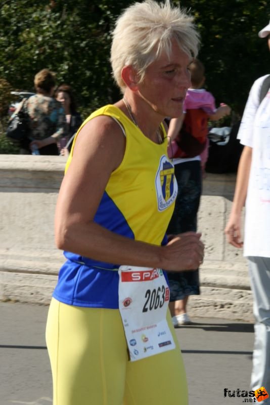 Spar Budapest Maraton futás 2009 Gerhátné Barna Éva, BKV Előre SC, Kecskemét Spar Budapest Maraton futás 2009, Gerhátné Barna Éva, BKV Előre SC, Kecskemét