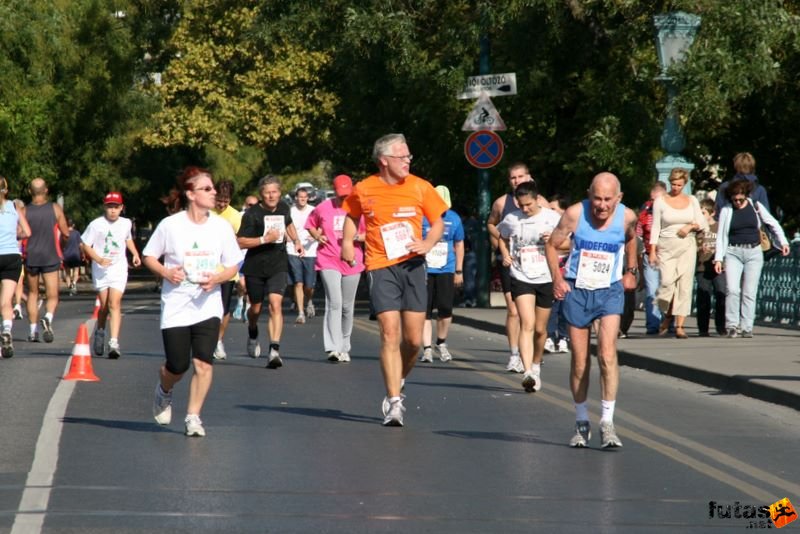 Spar Budapest Maraton futás 2009 Budapest Marathon Városliget Kós Károly sétány Spar Budapest Maraton futás 2009, Budapest Marathon Városliget Kós Károly sétány