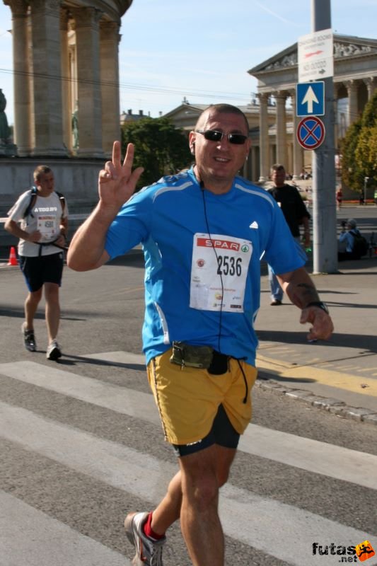 Spar Budapest Maraton futás 2009 Baranyi Attlia, Ecséd Spar Budapest Maraton futás 2009, Baranyi Attlia, Ecséd