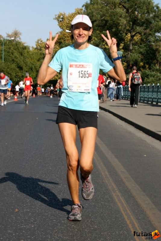Spar Budapest Maraton futás 2009, Dévényi Ildikó