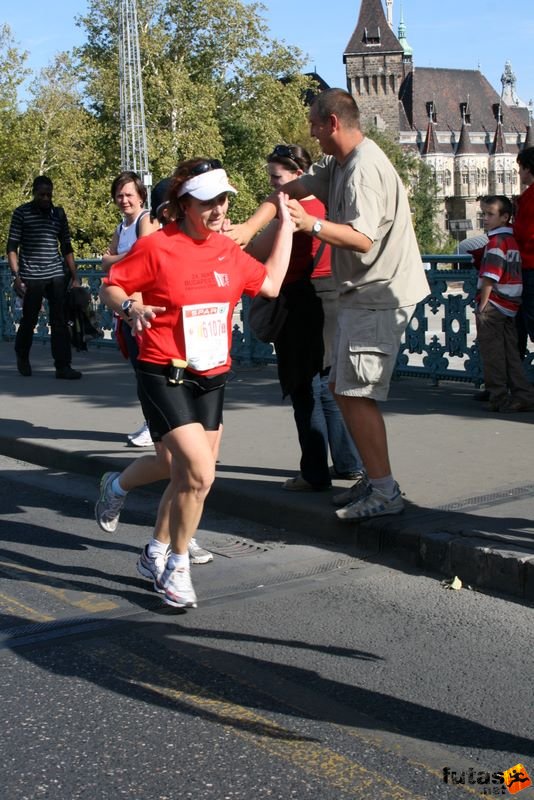Spar Budapest Maraton futás 2009 Róthné Mong Márta Spar Budapest Maraton futás 2009, Róthné Mong Márta