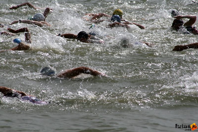 Szeged Csavarker Triatlon Sprint, szeged_csavarker_triatlon_112.jpg, Maty-ér  úszás