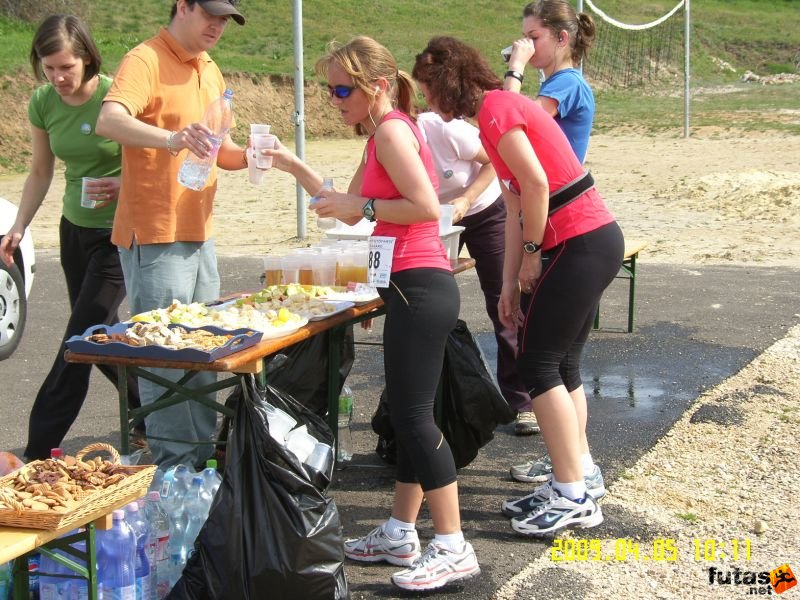 Tókerülő Futás tokerulo_futas_077.jpg tokerulo_futas_077 futók