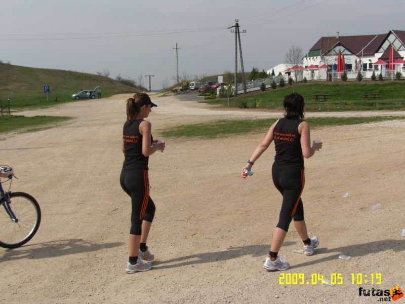 Tókerülő Futás tokerulo_futas_111.jpg tokerulo_futas_111 futók