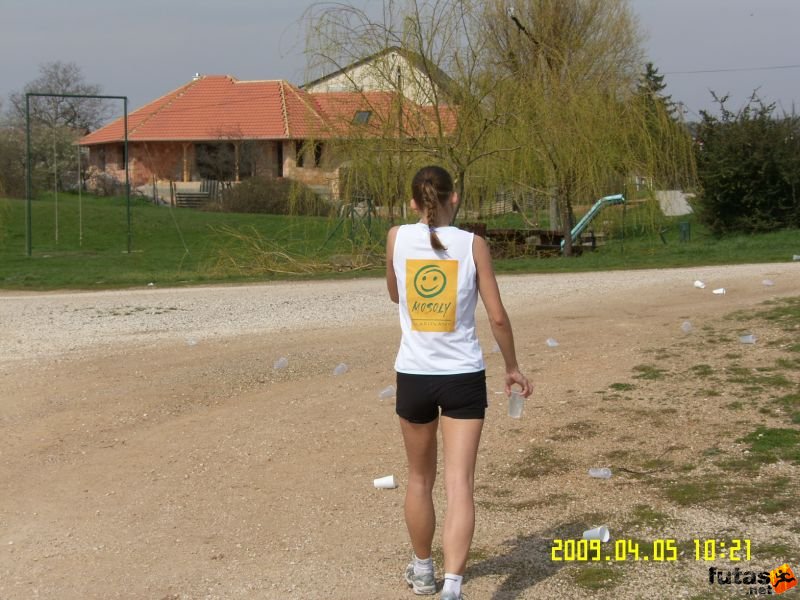 Tókerülő Futás tokerulo_futas_124.jpg tokerulo_futas_124 futók