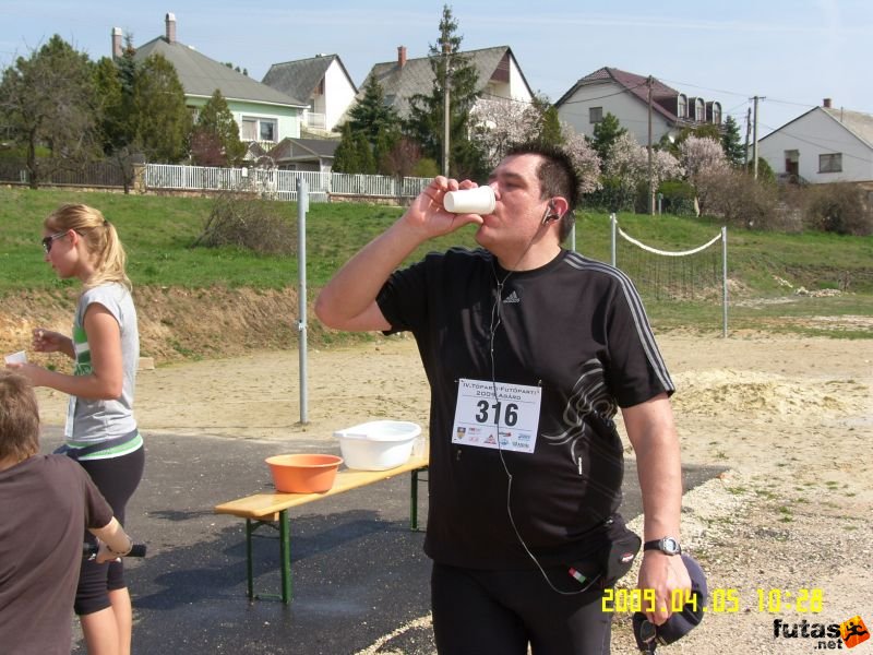 Tókerülő Futás tokerulo_futas_152.jpg tokerulo_futas_152 futók