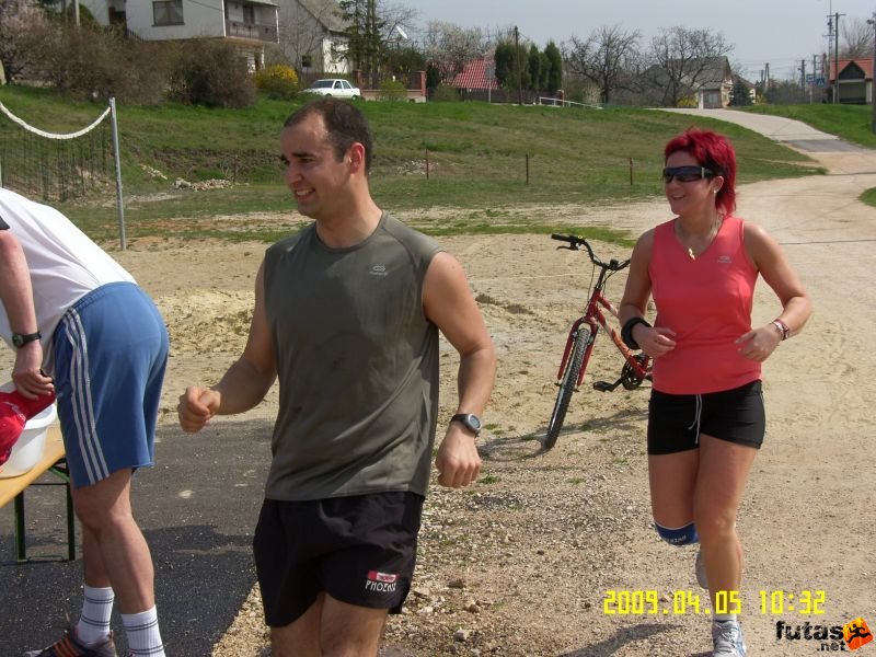 Tókerülő Futás tokerulo_futas_160.jpg tokerulo_futas_160 futók