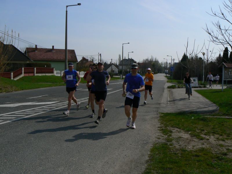 IV. Tóparti Futóparti Velencei-tó kör futás toparty_futoparty_futas_006.jpg toparty_futoparty_futas_006.jpg