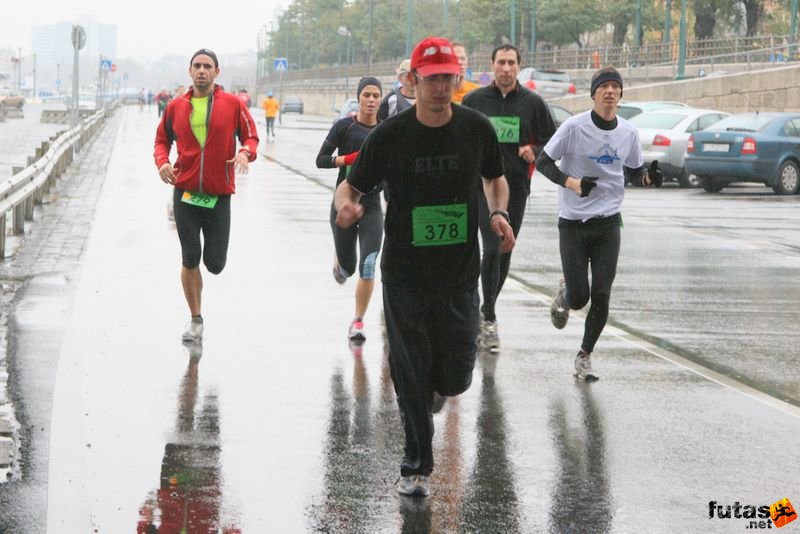 Tudás Útja Félmaraton tudas_utja_felmaraton_550.jpg Tudás Útja Félmaraton Futóverseny, Half Marathon, tudas_utja_felmaraton_550.jpg