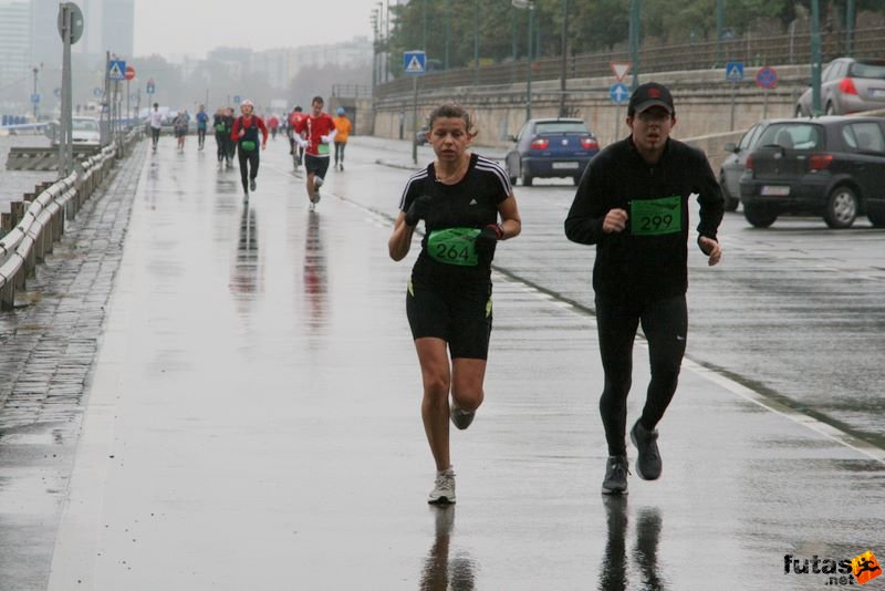Tudás Útja Félmaraton tudas_utja_felmaraton_552.jpg Tudás Útja Félmaraton Futóverseny, Half Marathon, tudas_utja_felmaraton_552.jpg