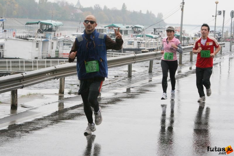 Tudás Útja Félmaraton tudas_utja_felmaraton_649.jpg Tudás Útja Félmaraton Futóverseny, Half Marathon, tudas_utja_felmaraton_649.jpg
