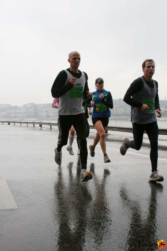 Tudás Útja Félmaraton tudas_utja_felmaraton_358.jpg Tudás Útja Félmaraton Futóverseny Budapest, tudas_utja_felmaraton_358.jpg