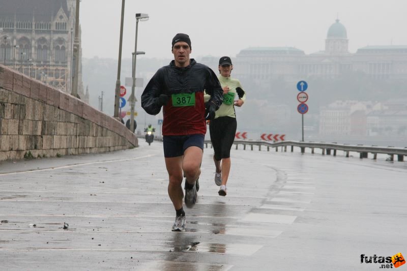 Tudás Útja Félmaraton tudas_utja_felmaraton_383.jpg Tudás Útja Félmaraton Futóverseny Budapest, tudas_utja_felmaraton_383.jpg