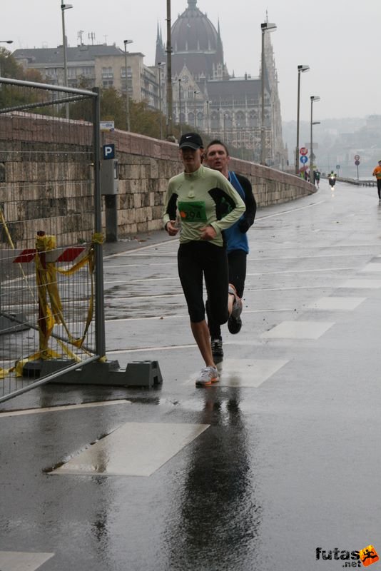 Tudás Útja Félmaraton tudas_utja_felmaraton_384.jpg Tudás Útja Félmaraton Futóverseny Budapest, tudas_utja_felmaraton_384.jpg
