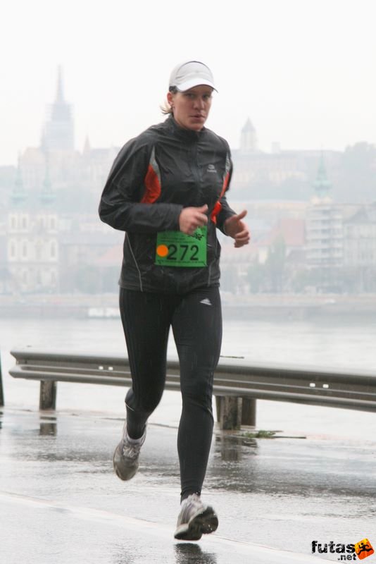 Tudás Útja Félmaraton tudas_utja_felmaraton_422.jpg Tudás Útja Félmaraton Futóverseny Budapest, tudas_utja_felmaraton_422.jpg
