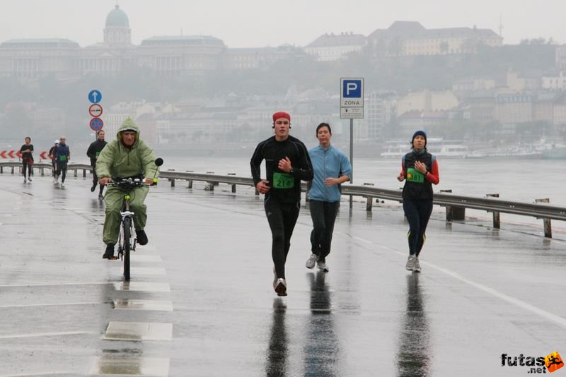 Tudás Útja Félmaraton tudas_utja_felmaraton_496.jpg Tudás Útja Félmaraton Futóverseny Budapest, tudas_utja_felmaraton_496.jpg