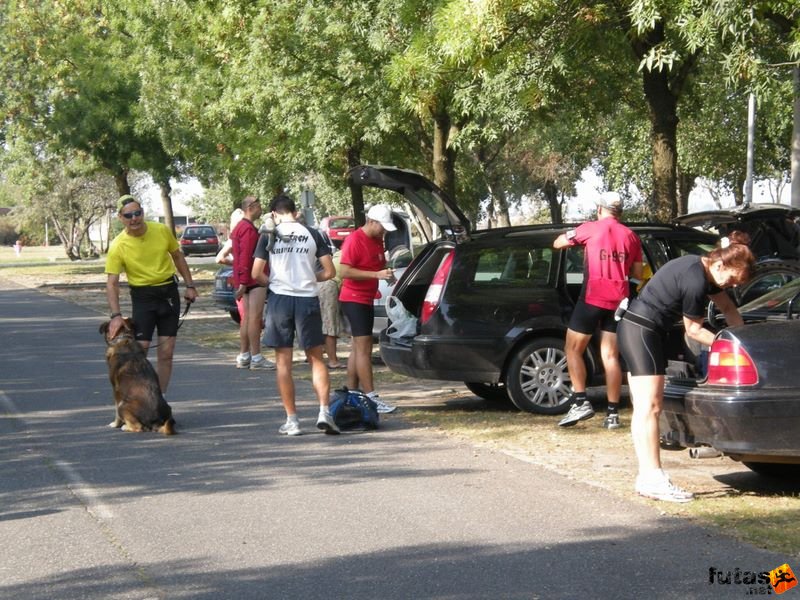 Velencei-tó kör futás velencei_to_kor_futas_2354.jpg Velencei-tó kör futás, velencei_to_kor_futas_2354.jpg