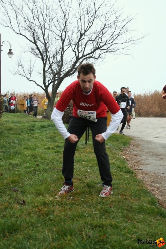Balaton Félmaraton Balaton Maraton, befeszítés : Jobbára ártalmatlan (mármint a futócsapat neve)