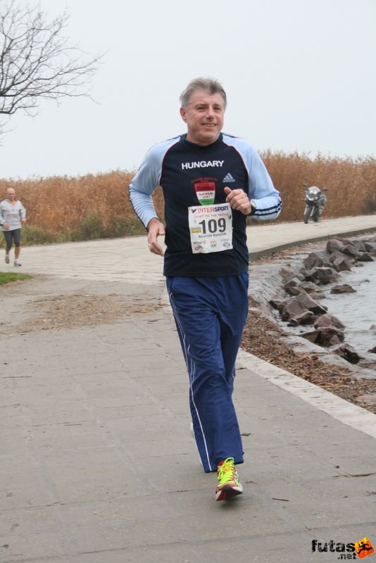 Balaton Félmaraton Balaton Maraton, futópóló: Sprint Futóklub Tatabánya Hungary