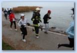 Balaton Félmaraton Balaton Maraton fut a tűzoltó (több mint 20 kilós felszerelésben)