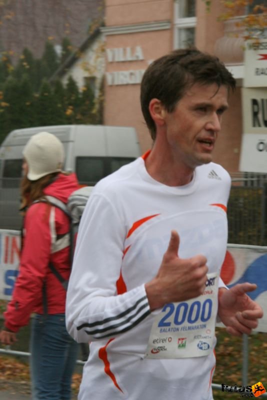 Balaton Félmaraton Balaton Maraton Siófok, Varga István 2000-es rajtszámmal