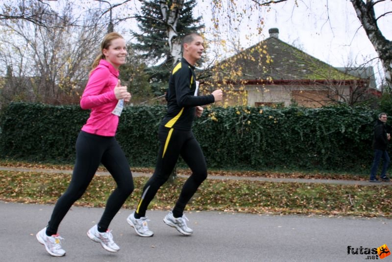 Balaton Félmaraton Balaton Maraton futóverseny, lendületben