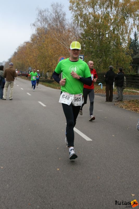 Intersport Balaton Maraton, Esztergomi Futóművek
