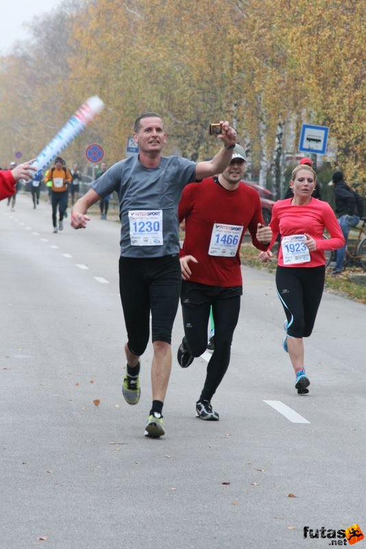 Balaton Félmaraton Siófokon, fotózás futás közben