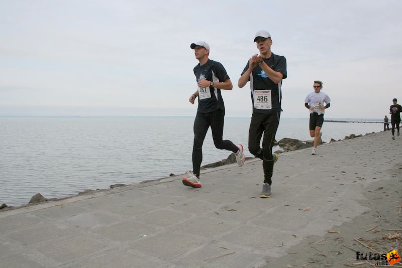 Intersport Balaton Maraton, Szabó István és Döbrösi Balázs , Nike Futóklub - Győr