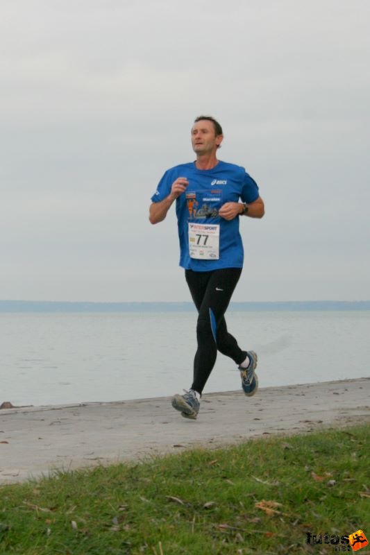 Balaton Maraton Futás, Kuris Oszkár, Futóbolondok SE