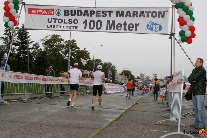 Budapest Marathon Finishers Hungary, Buddapest Maraton cél