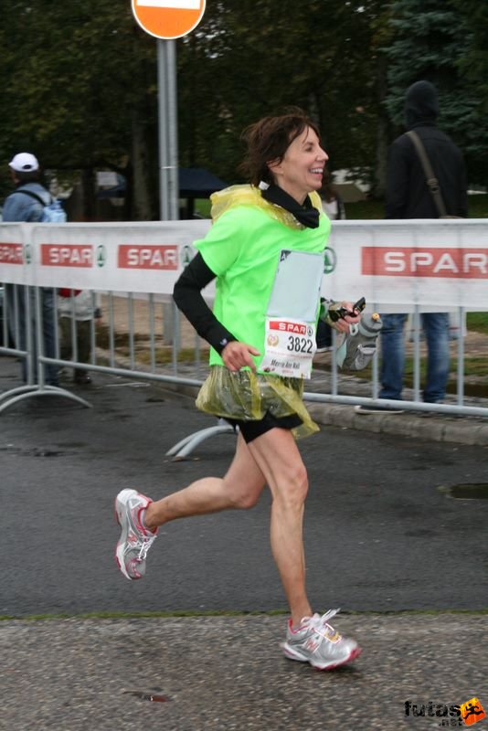 Budapest Marathon Finishers Hungary, Nall Merrie Ann