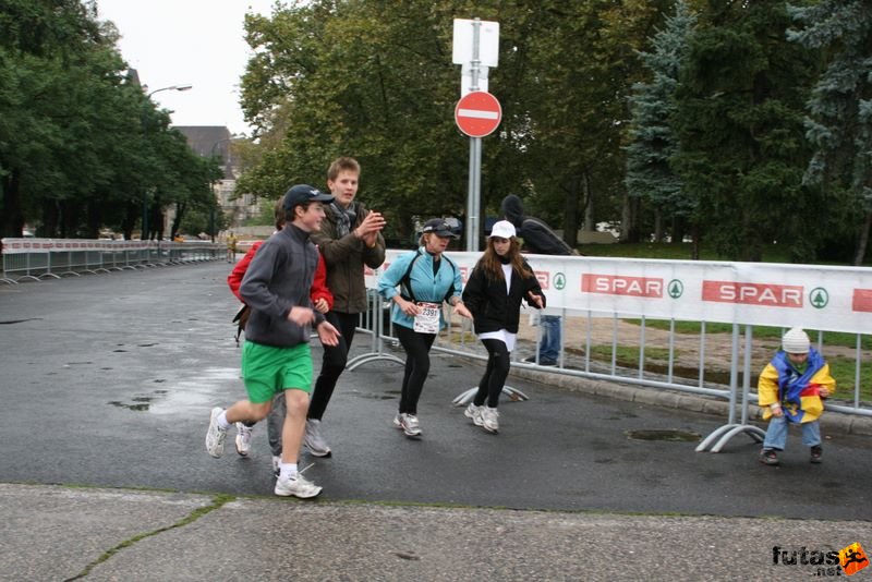 Budapest Marathon Finishers Hungary, Budaházy Eszter, Blue Scorpions