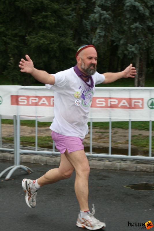 Budapest Marathon Finishers Hungary, befutó