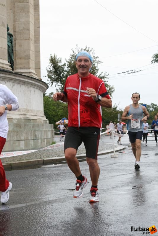 Budapest Marathon Heroes' Square, Alo Angelo, ITA ASD FITNESS MONTELLO 	LATINA