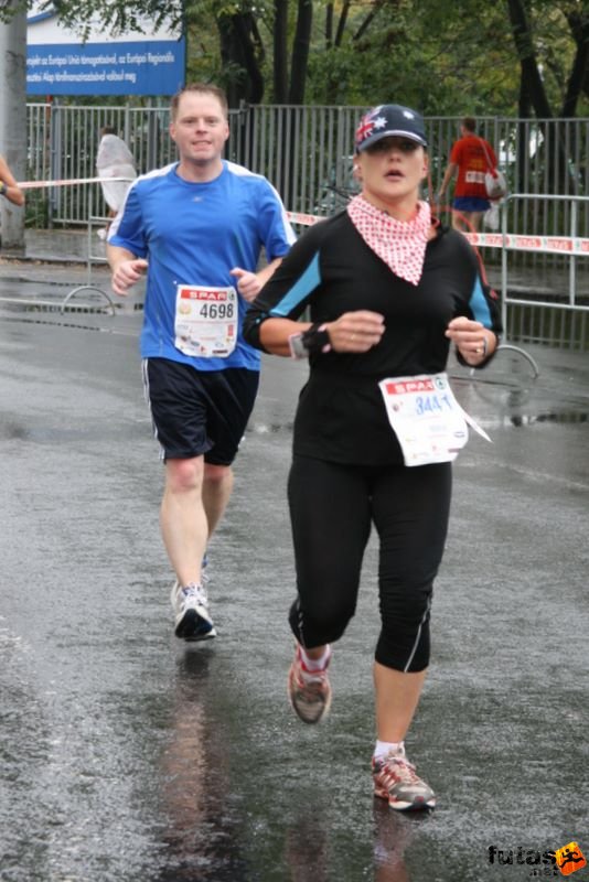 Budapest Marathon Heroes' Square, budapest_marathon_133.jpg