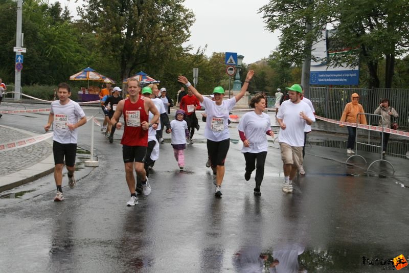 Budapest Marathon Heroes' Square, Dudás Anikó, Liget SE, Városligeti Futókör
