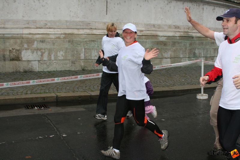 Budapest Marathon Heroes' Square, budapest_marathon_137.jpg