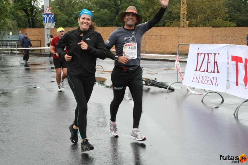 Budapest Marathon Heroes' Square, Sosa Estevez Felix,  	ESP columbus runner fuer