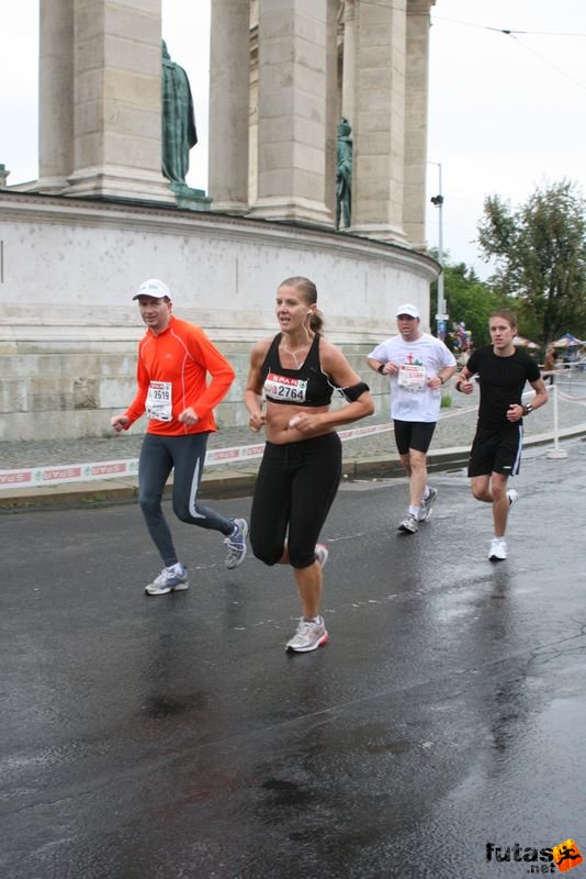 Budapest Marathon Heroes' Square, Szalai Erika