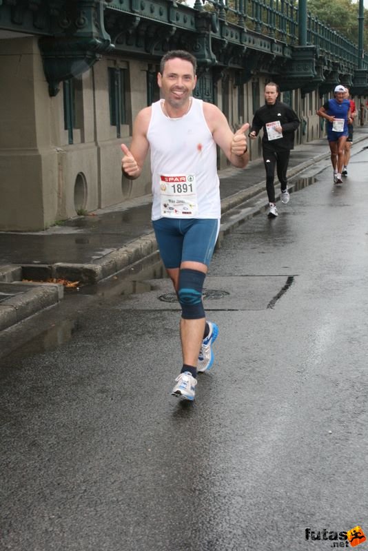Budapest Marathon Hungary, Mike János