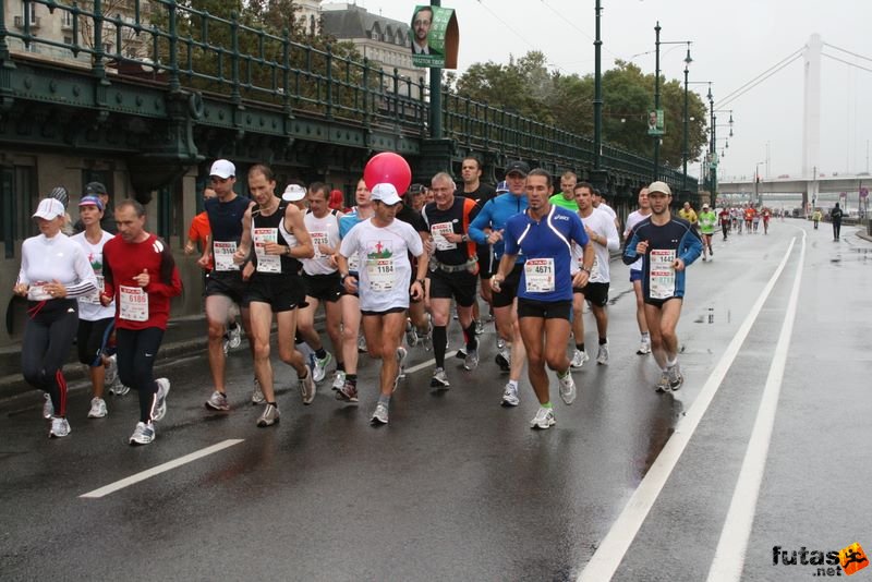 Budapest Marathon Hungary, Iramfutó:  Németh Csaba , Hungary Nike Futóklub Miskolc