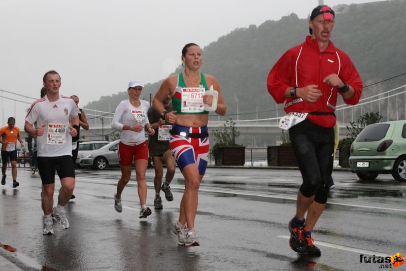 Budapest Marathon Hungary, Hibbin Angela, GBR 	Worthing & District Harriers