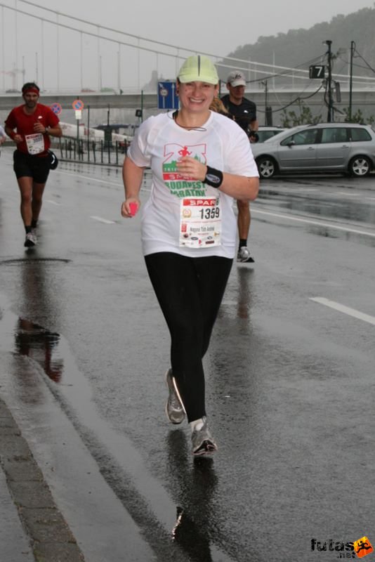 Budapest Marathon Hungary, Nagyné Tóth Andrea maratoni futó