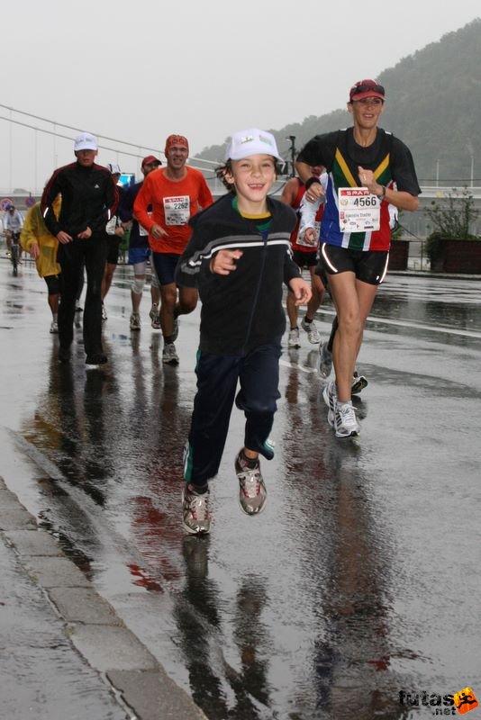 Budapest Maraton futás esőben, budapest_marathon_9739.jpg